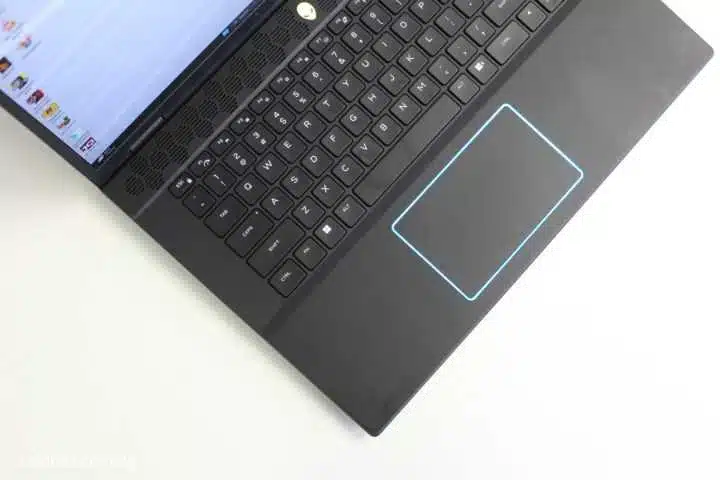 Alienware m16 R2: A Laptops Game 4 iMarkup 20240527 111433 1